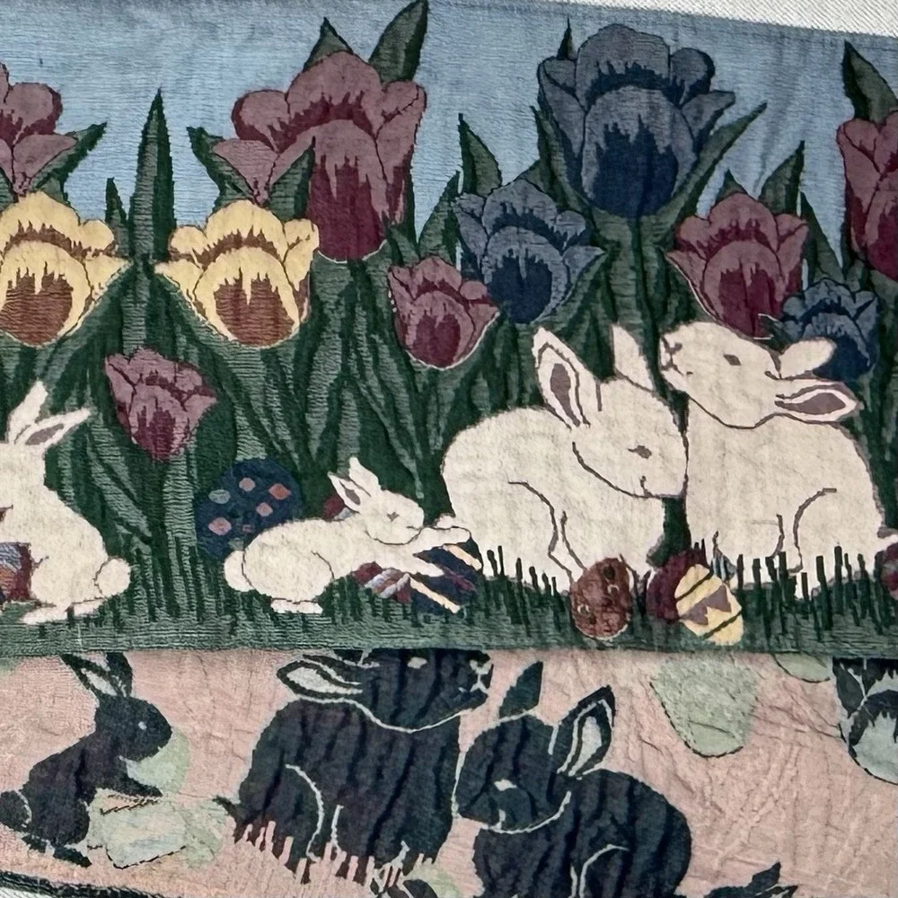 Vintage Spring Easter Bunny Floral Woven Holiday Table Runner Tapestry‎ 72